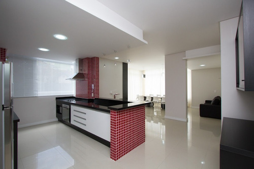 Imagem 2 de 8 de Lindo Apartamento Anita Garibaldi | 01 Suíte + 02 | Ampla Área De Lazer - Sa00206 - 32644463