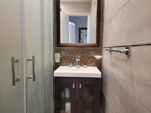 Venta Semipiso De 3 Ambientes Con Balcón Aterrazado. Zona Centro