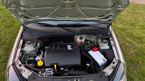 Renault Clio 1.2 Mío Authentique Pack Look