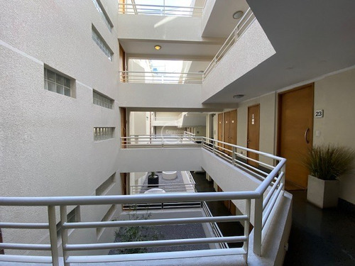 Departamento En Arriendo De 2 Dorm. En Lo Barnechea