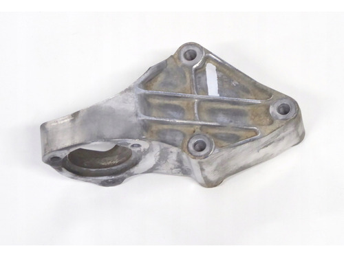 Soporte Flecha Intermedia Trax Std 2013 - 2020 1.8l