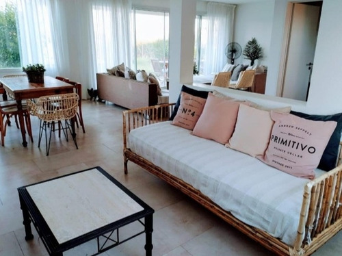 Imagen 6 de 13 de Casa A La Laguna. Barrio Privado San Matias