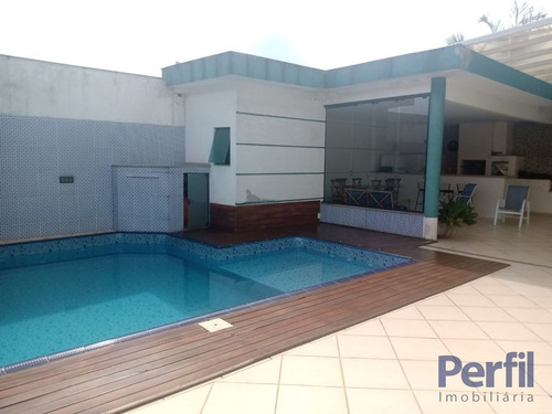 Imagem 10 de 15 de Casas - 3 Dormitórios - 2630