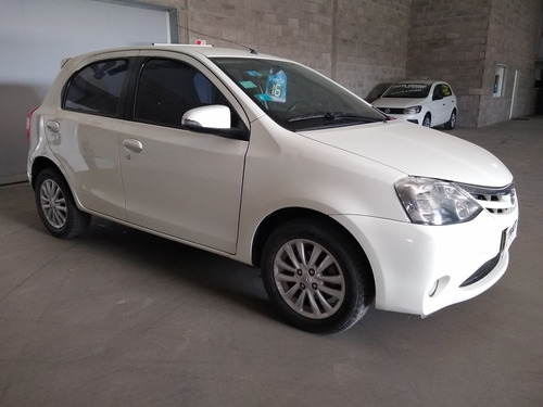 Imagen 11 de 16 de Toyota Etios 2016 1.5 Xls Traut