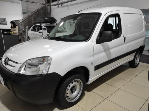 Imagen 1 de 18 de Peugeot Partner 1.6 Furgón Confort / Anticipo $540.000