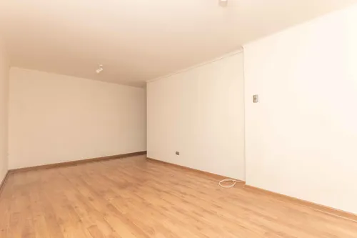 Edificio Huerfanos (1 Est.) Piso 1