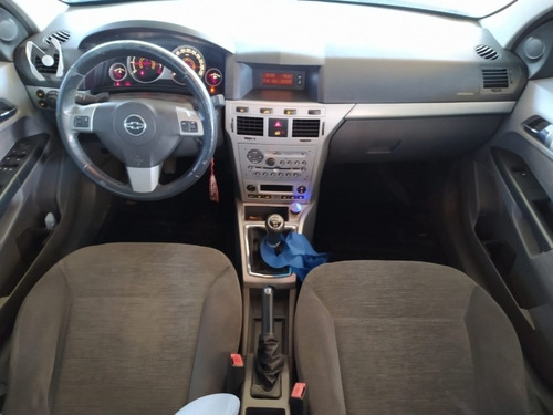 Imagem 4 de 15 de Chevrolet Vectra Elegance 2.0 Flex