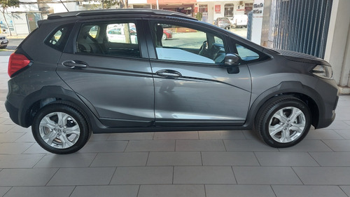 Imagen 2 de 13 de Honda Wr-v