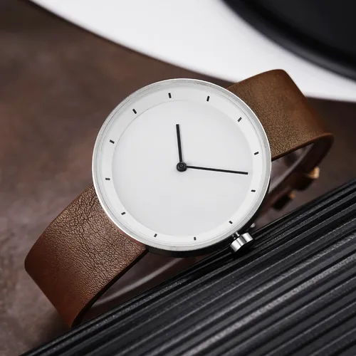 Reloj Yazole521 523 Blanco Con Banda Marrón Y Plata