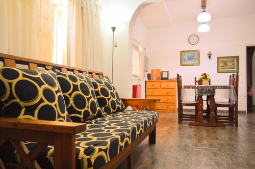 Imagen 9 de 30 de Casa 4 Ambientes En Rafael Calzada Con Parque Y Parrilla