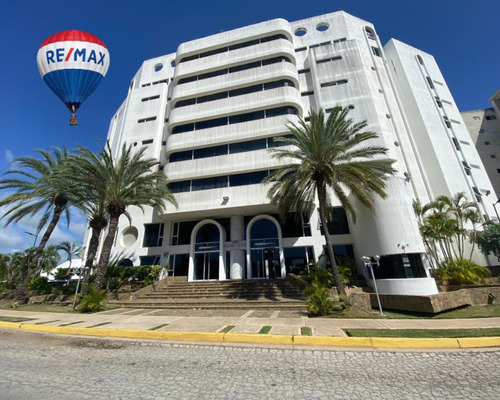 Re/max 2mil Vende Apartamento En Conj Resd. Green View, Av. La Auyama, Mun. Maneiro, Isla De Margarita, Edo. Nueva Esparta