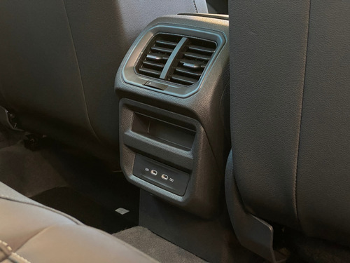Imagen 9 de 15 de Volkswagen Taos 1.4 250 Tsi Highline LG 6