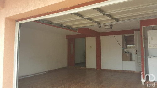 Venta Casa 3 Ambientes Jardines Del Lago