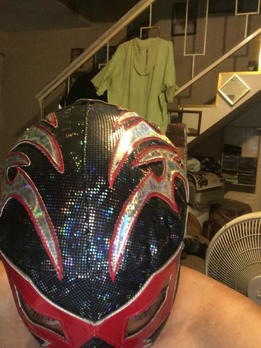 Máscara Dr. Wagner Jr. Semiprofesional Negro Con Rojo (Usado)