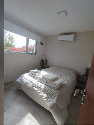 Imagen 4 de 29 de Complejo De Casas De Alquiler En Miramar