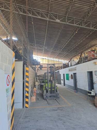 (#1008) Galpón De 2.400 M2 Disponible Para Alquilar En Guarenas Los Naranjos
