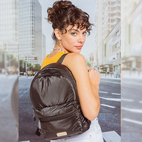 Imagen 2 de 5 de Mochila Mujer Urbana Impermeable Con Bolsillo Frontal Edith