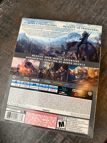 The Witcher Playstation 4 Ps4 Flip Cover Bonus Content (Usado)