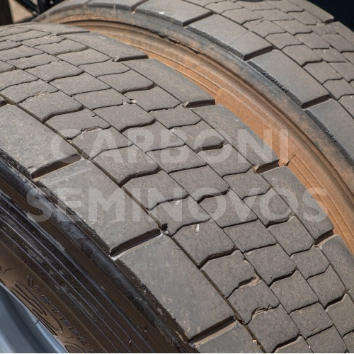 Imagem 11 de 12 de Iveco Stralis 600s44t 6x2, Ano 2013/2014