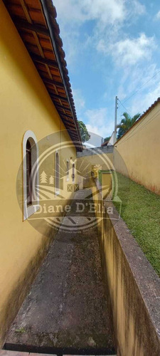 Bela Chácara A 50 Metros Do Asfalto!