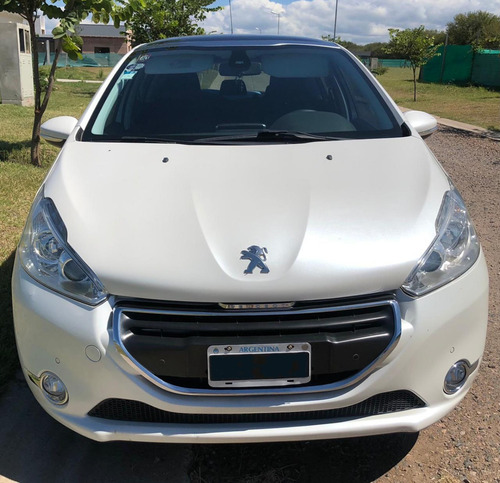 Peugeot 208 Feline Mod 2014 112000 Km C/ Gnc