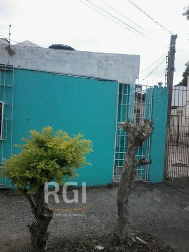 Casa Em Navegantes Com 3 Dormitórios - Ot5642