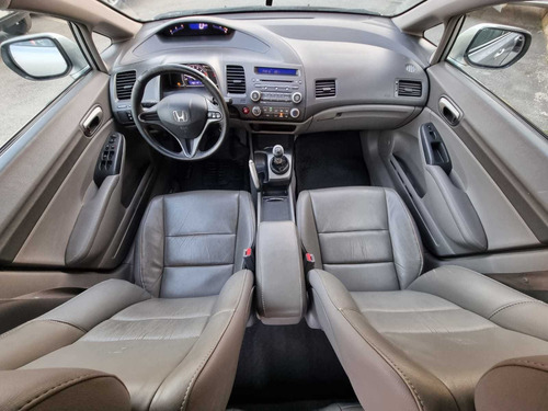 Imagem 8 de 14 de Honda Civic New Lxl 1.8 Flex Completo 2010