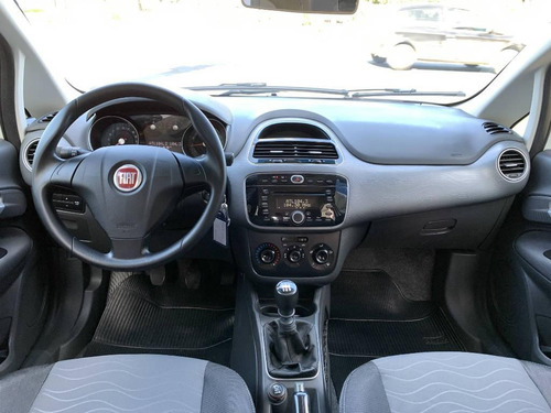 Imagem 5 de 10 de Fiat Punto 1.6 Essence