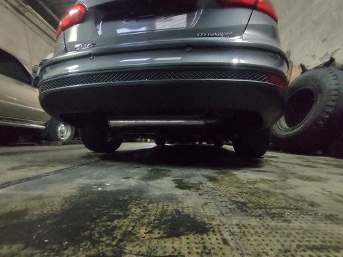 Ford Focus III 2.0 Sedan Titanium Mt