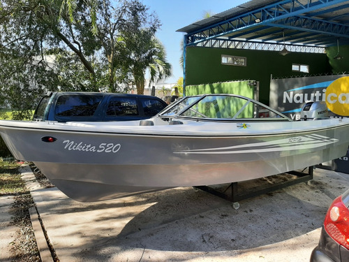 Tracker 520 Open - Lancha Open 520 -nikita 520