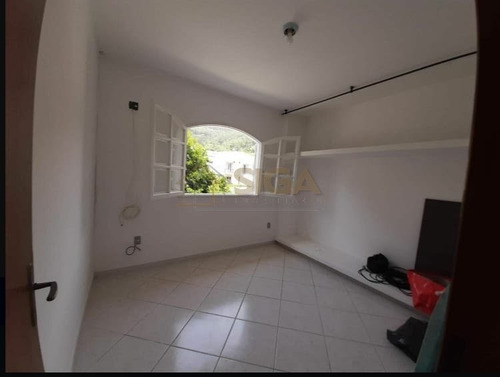 Imagem 4 de 11 de Casa Em Cônego - Nova Friburgo - 444