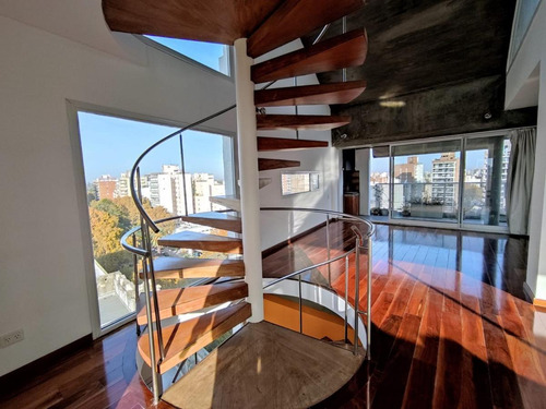 Imagen 4 de 13 de Venta Triplex 4 Dormitorios, 3 Cocheras - Terraza Exclusiva Con Hidro - Bv Oroño 1245 - Rosario