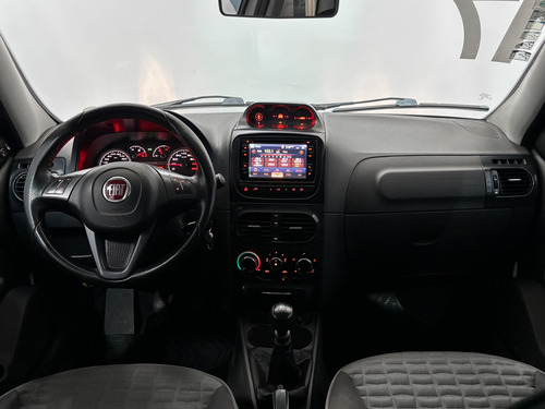 Fiat Strada 1.8 MPI ADVENTURE CD 16V FLEX 3P MANUAL