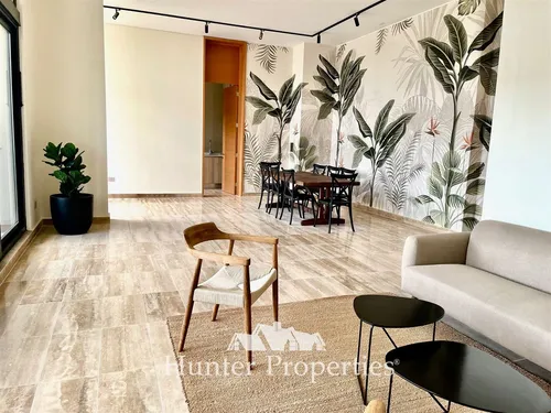 Lujoso Dpto. En Venta De 4d + Sala De Estar En Las Rastr