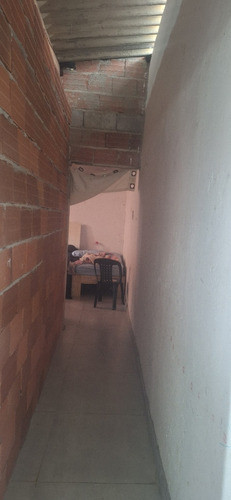 Vendo Casa Com 2 Quartos Caraguatatuba-sp