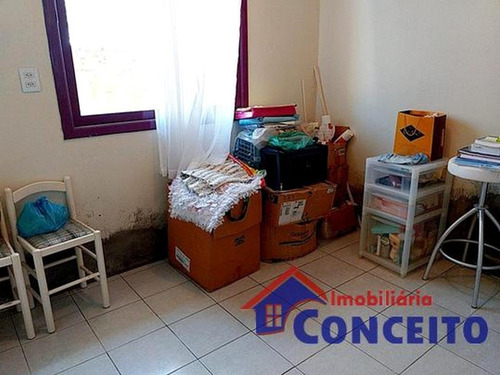 Imagem 24 de 25 de C414 - Linda Residência De Esquina Situada A 300 Metros Do Mar