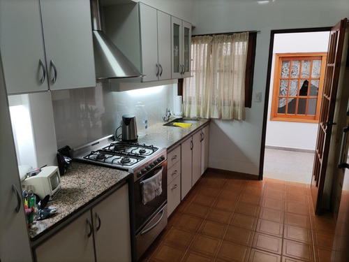 Imagen 14 de 25 de Venta Casa - Garage, Consultorio, 2/3 Dormis - 35 E/ 1 Y 2