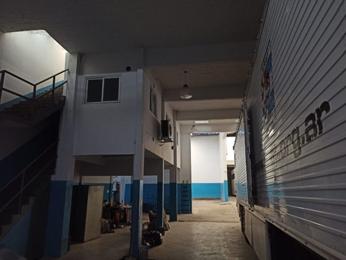 Imagen 5 de 12 de Galpon En Venta En Ciudadela