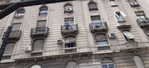 Monserrat Tacuarí - Av. Belgrano: Departamento Venta 3 Dormitorios