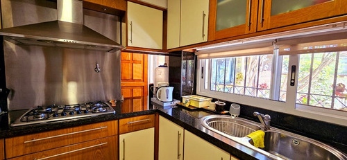 Venta Casa 7 Amb C/parque Pileta Quincho Y Balcon