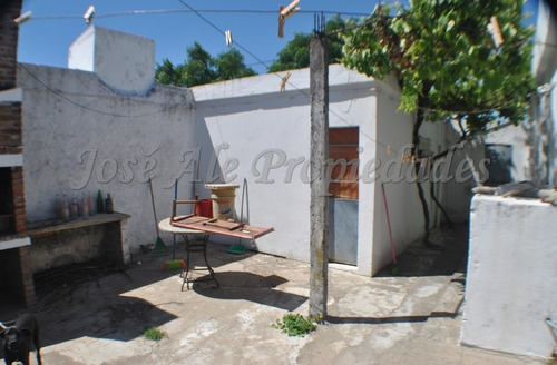 Imagen 9 de 10 de En Venta Casa De Dos Dormitorios Colonia Del Sacramento