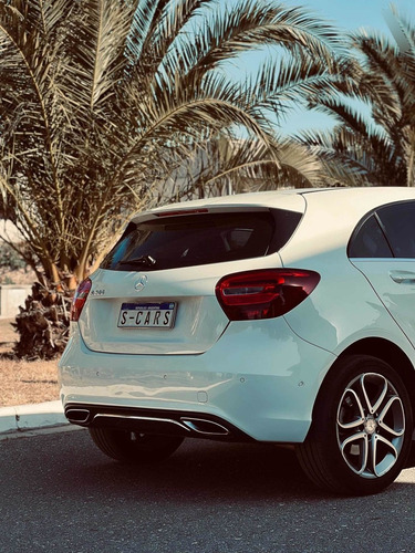 Imagen 6 de 12 de Mercedes-benz Clase A 2016 1.6 A200 Urban 156cv