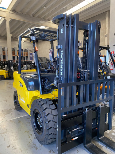 Empilhadeira Hangcha Diesel 5 Toneladas Triplex 4,50m