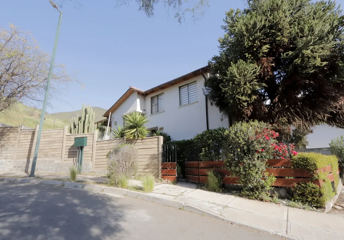 Imagen 1 de 28 de Amplia Casa 3d 3d 2e Con Piscina Ciudad De Los Valles