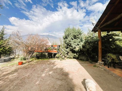 Casa De Montaña: Donde La Naturaleza Es Hogar