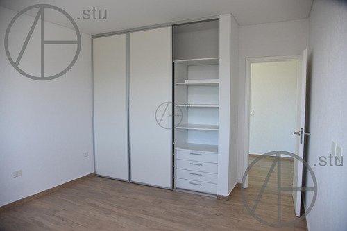Casa En Venta De 5 Ambientes En Puertos