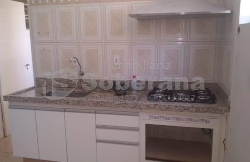 Imagem 10 de 18 de Apartamento À Venda Em Centro - Ap013155
