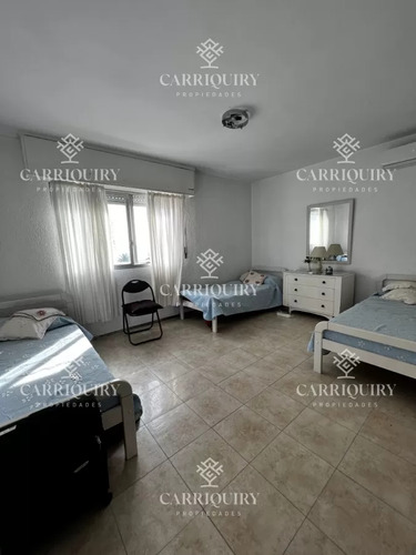 4 Dormitorios, Estufa A Leña, Ascensor, Garaje En El Corazón De La Peninsula Y A Una Cuadra Del Mar.