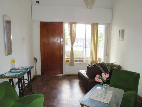 Imagen 2 de 10 de Venta Casa Tres Dormitorios La Blanqueada