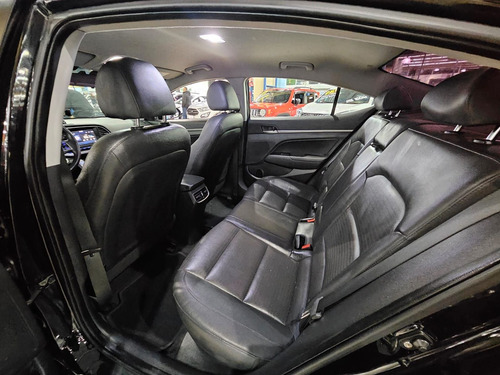 Hyundai Elantra 2.0 16v